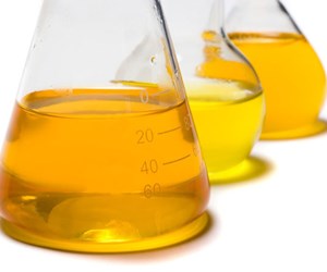 Paraffinic mineral oils